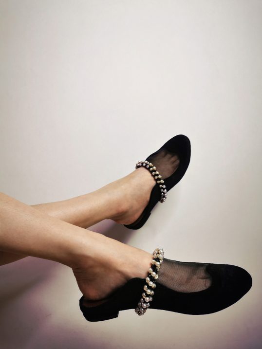 Ayla Velvet Flat - Image 5